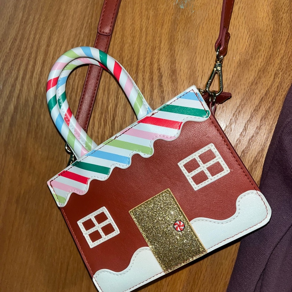 Mini gingerbread crossbody purse
